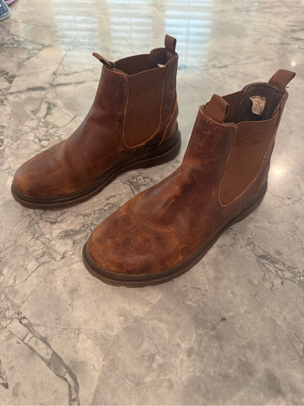 Zara Men’s/Boys Distressed Brown Chelsea Boots